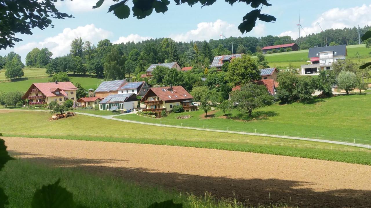 Ferienwohnung Adelhardt Eckersdorf Buitenkant foto
