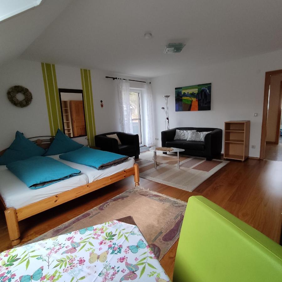 Ferienwohnung Adelhardt Eckersdorf Buitenkant foto