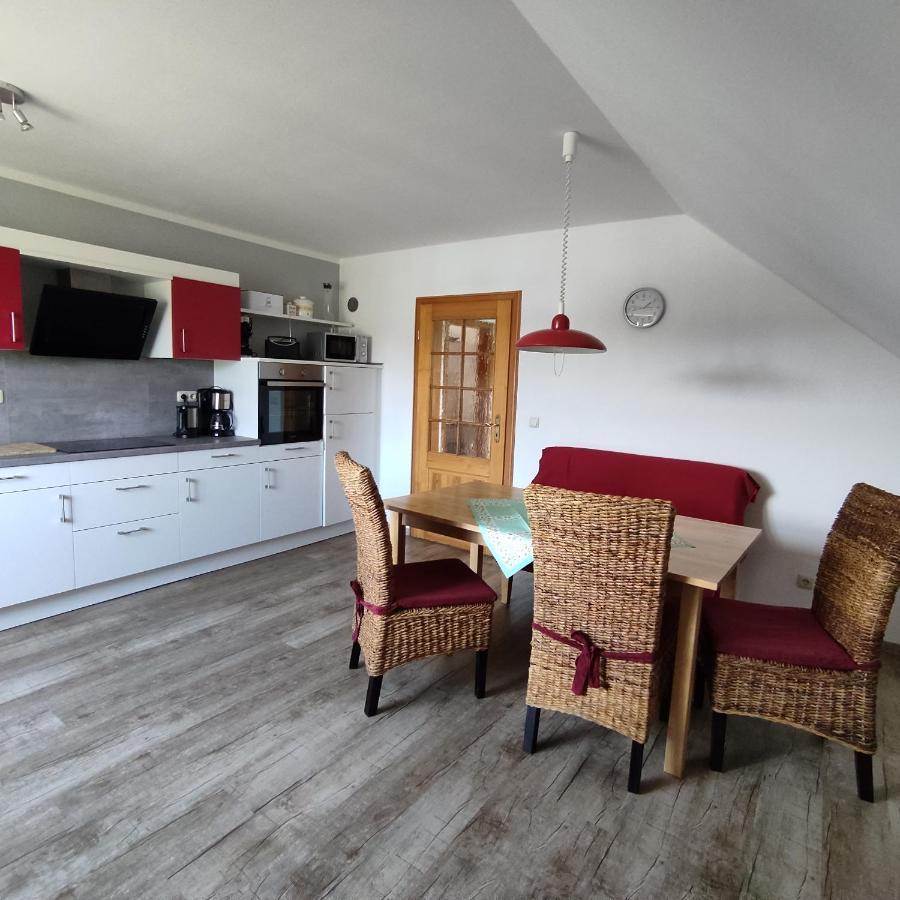 Ferienwohnung Adelhardt Eckersdorf Buitenkant foto